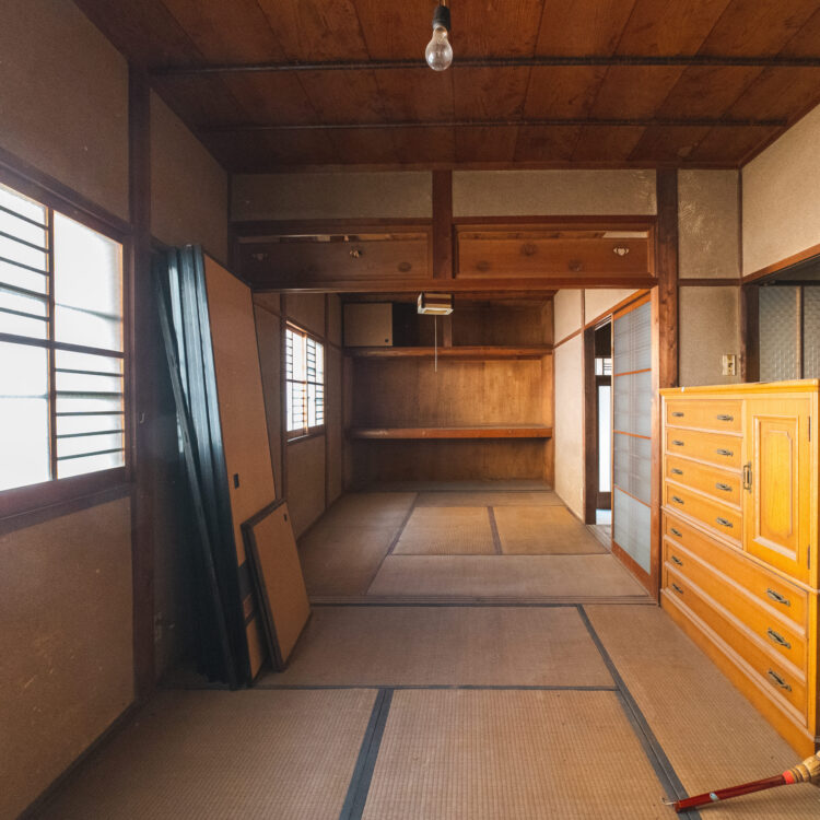 西宮市仁川の昭和レトロ物件の魅力に迫る。